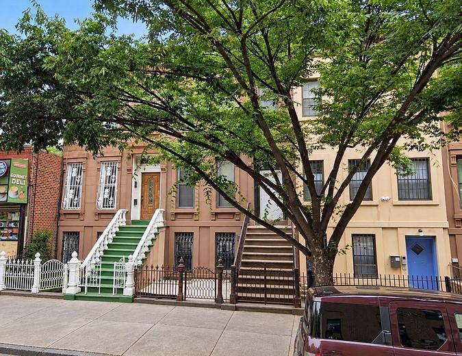 457 Saint John's Place