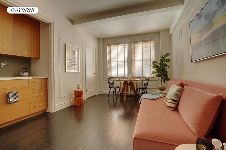 457 West 57th Street #1512