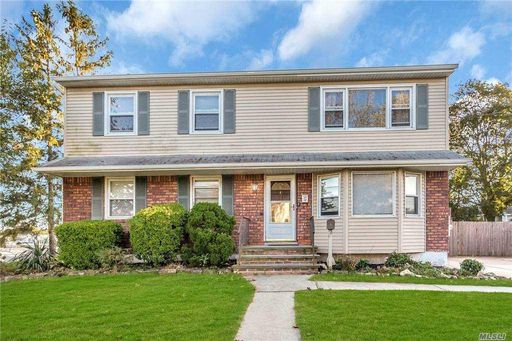 Image 1 of 18 for 39 Harrison Pl in Long Island, Farmingdale, NY, 11735
