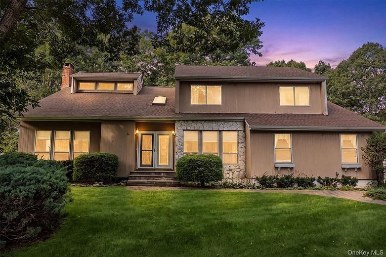 46 Golf Club Circle
