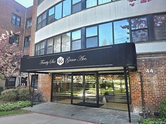 46 Grace Avenue #2J