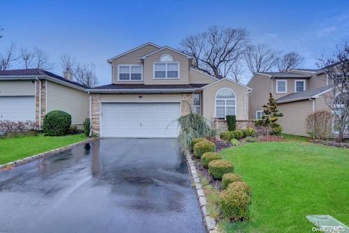 Image 1 of 31 for 46 Hamlet Drive in Long Island, Hauppauge, NY, 11788