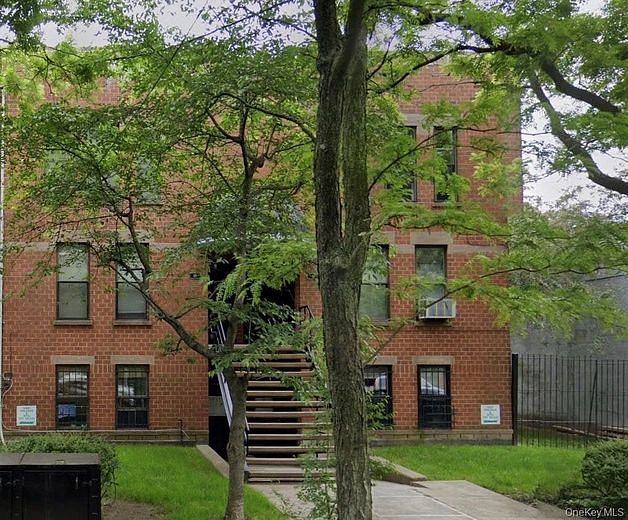 46 President Street #1 (1st Fl)