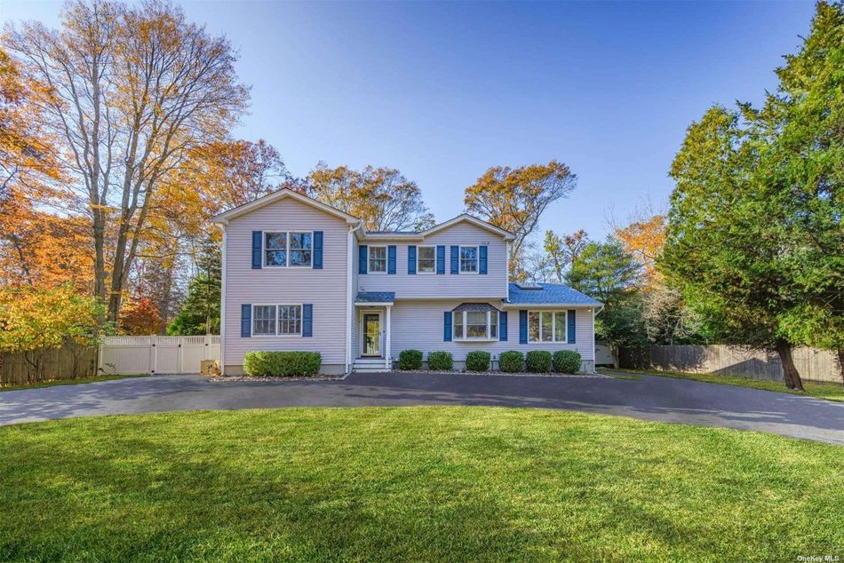 Image 1 of 22 for 46 Tyrone Drive in Long Island, East Hampton, NY, 11937