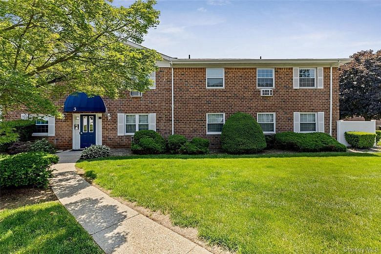 460 Old Town Road #3H