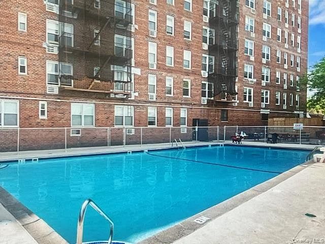 4601 39th Avenue #608