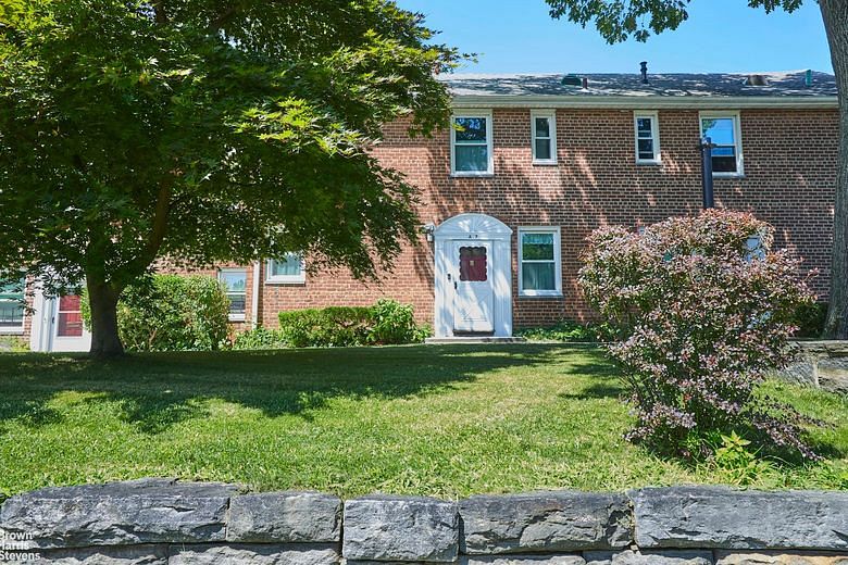 4601 Henry Hudson Parkway #A7