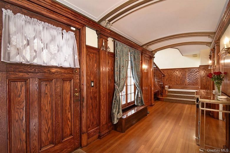 4610 Boston Post Road