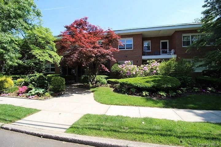 463 Summit Avenue #2-A