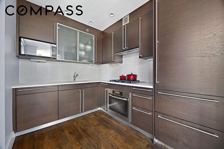 464 West 44th Street #6J
