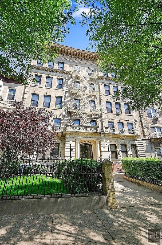 465 Eastern Parkway #D