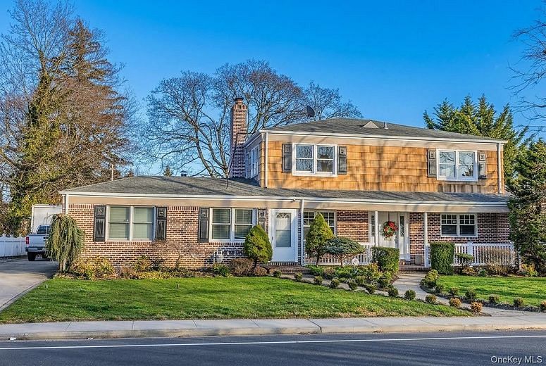 467 Hempstead Avenue