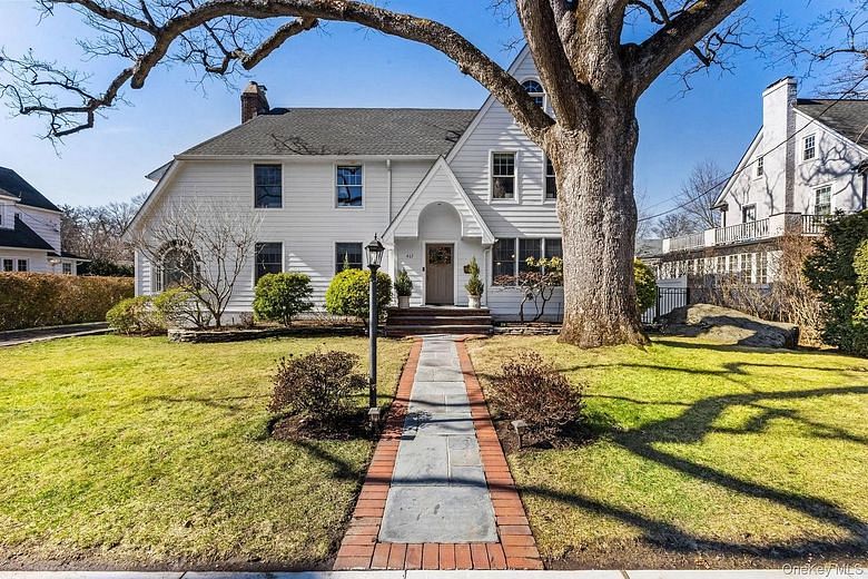 467 Highbrook Avenue