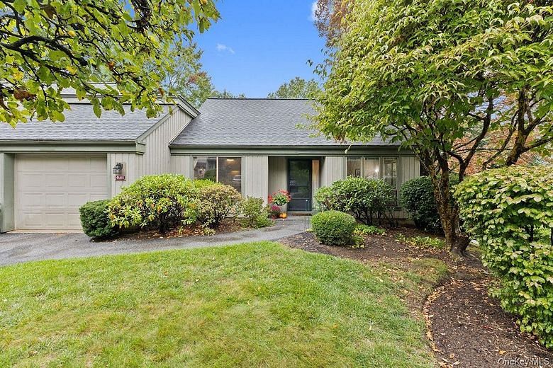 468 Heritage Hills #E