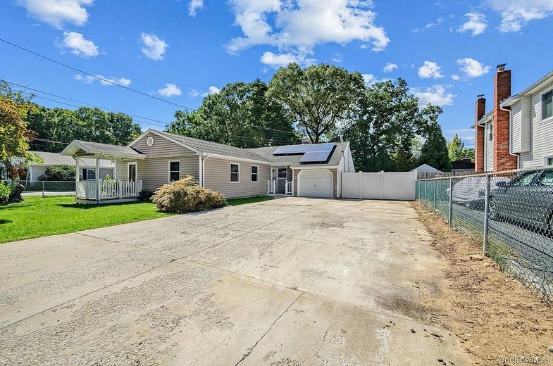 469 Carnation Drive