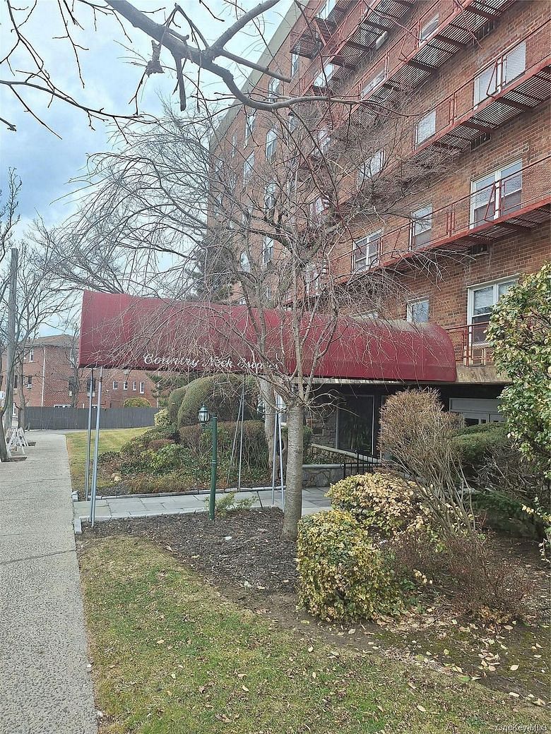 47-27 Little Neck Parkway #3D