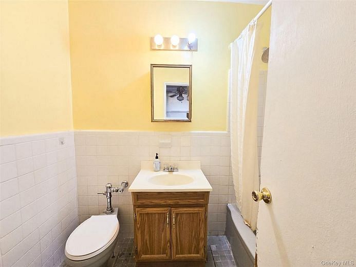 47-27 Little Neck Parkway #L-2