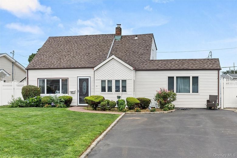 47 Cove Lane