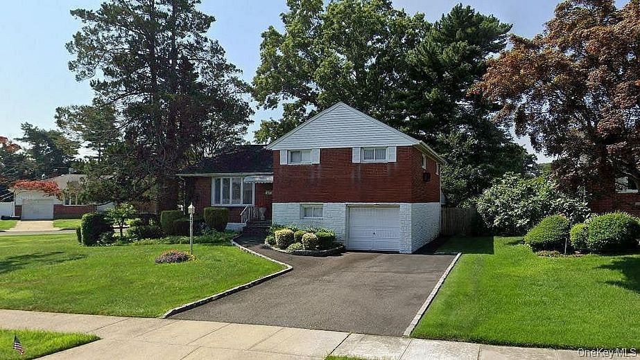 47 Felice Crescent