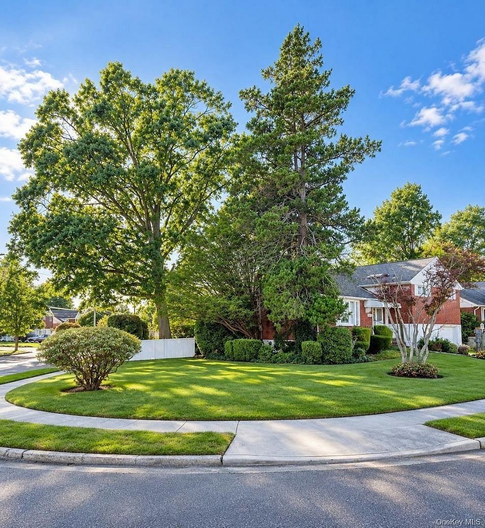 47 Felice Crescent