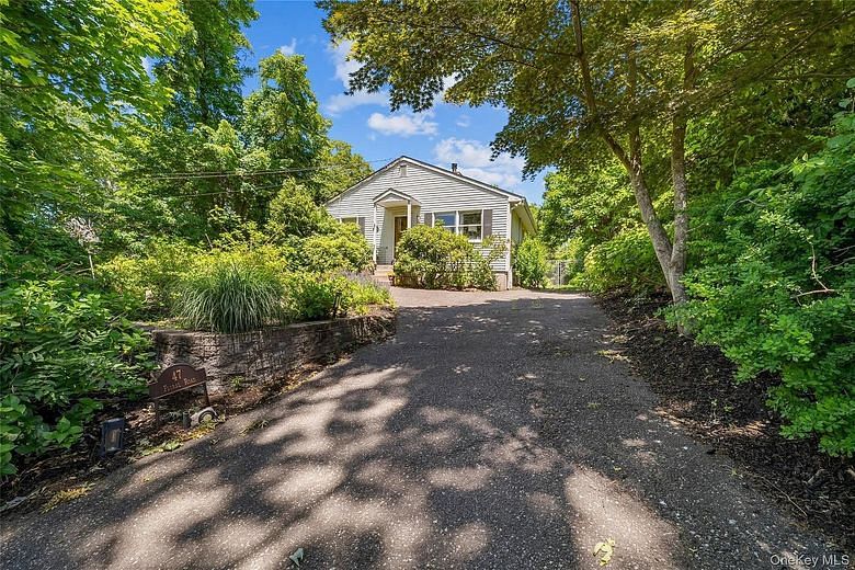 47 Floral Road