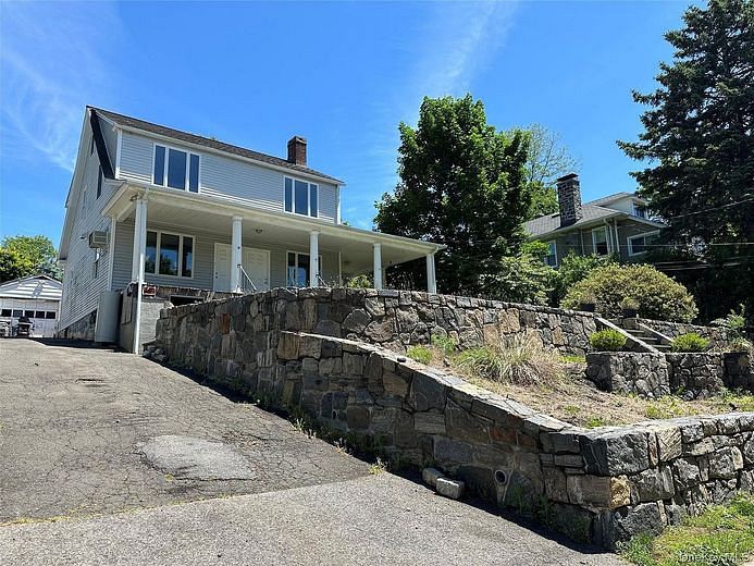 47 Grandview Avenue