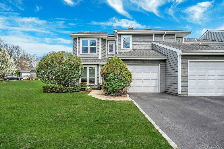 47 Madder Lake Circle