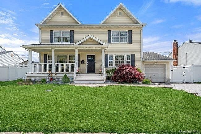 47 Syosset Cir