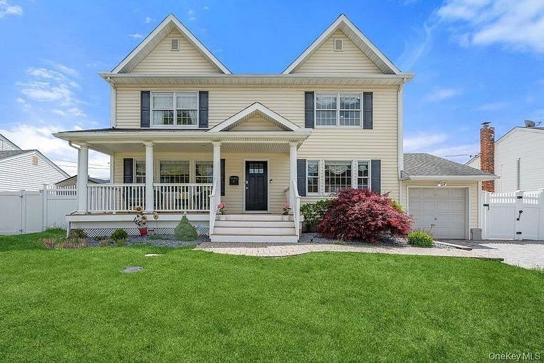 47 Syosset Circle
