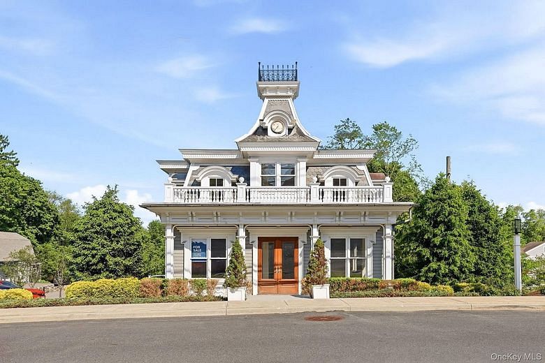 470 Main Street #Building