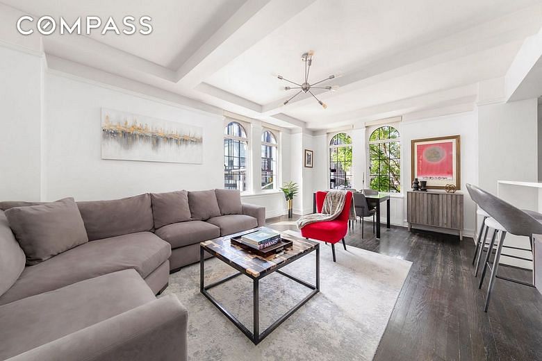 470 West 24th Street #2C