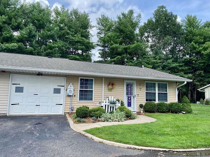 472 Darwen Drive