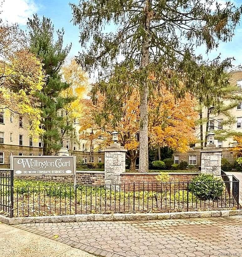 472 Gramatan Avenue #Bldg. 2, U