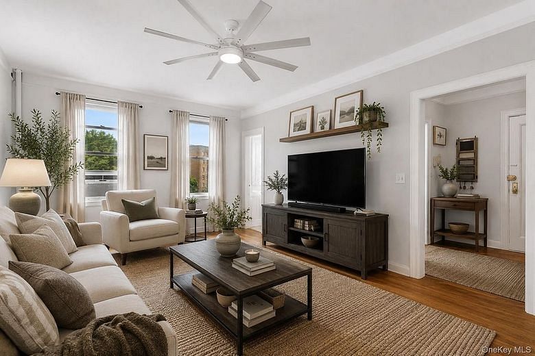 472 Gramatan Avenue #CC3, Bldg