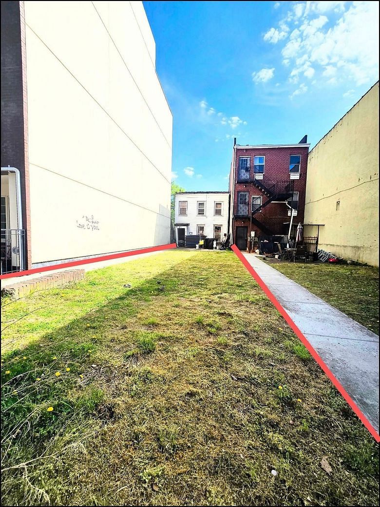 474 Hancock Street