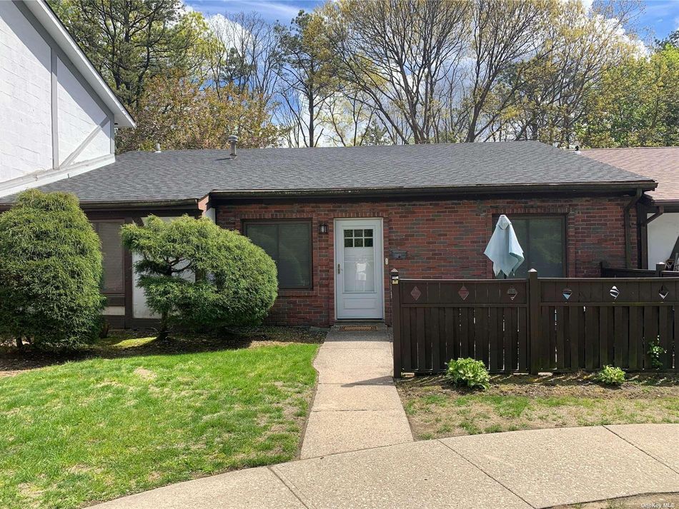 Image 1 of 23 for 269 Birchwood Road #269 in Long Island, Medford, NY, 11763
