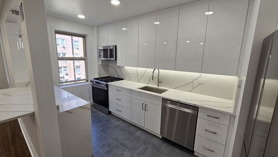 48-20 44th Street #4/D