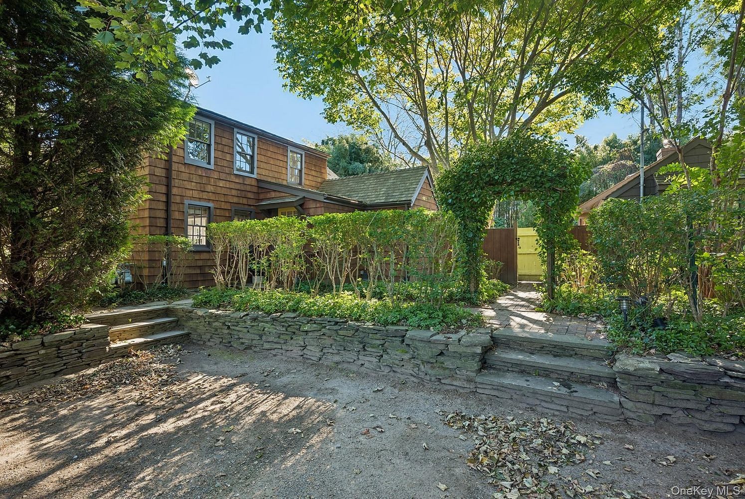 48 Accabonac Road