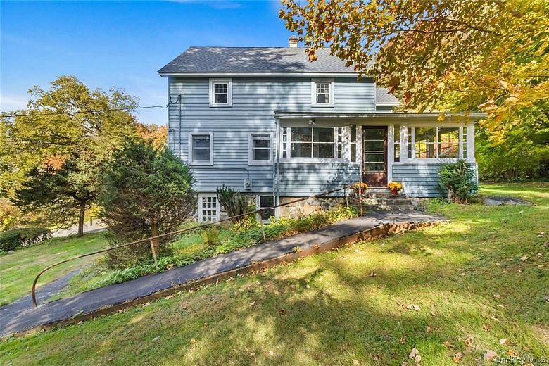 48 Banksville Avenue