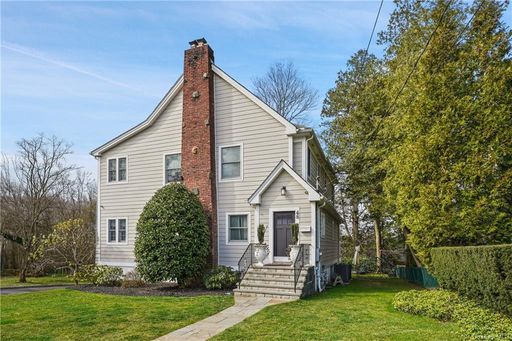 Image 1 of 28 for 48 Carthage Road in Westchester, Scarsdale, NY, 10583