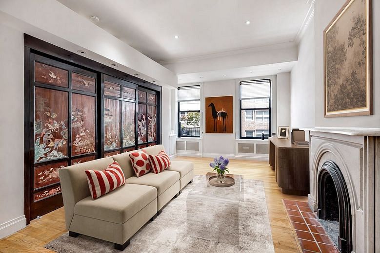48 Gramercy Park North #4B