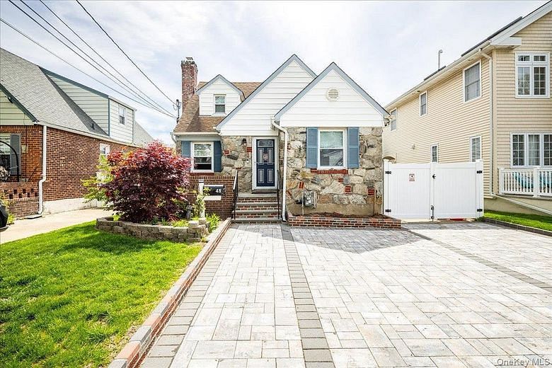48 Hommell Street