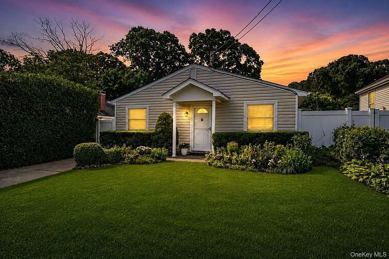48 Oakmont Avenue