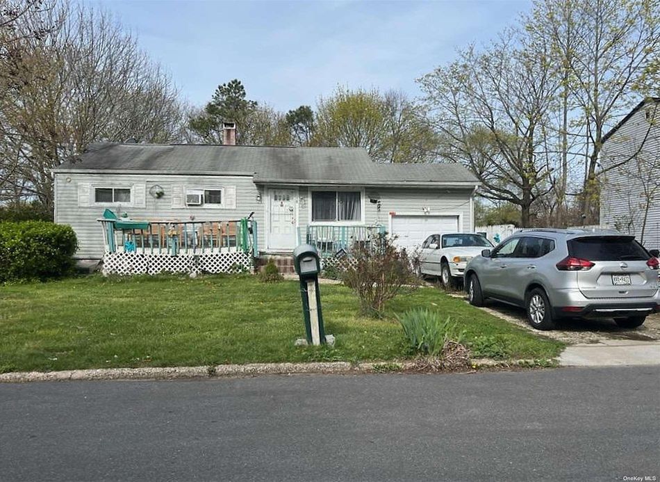 Image 1 of 1 for 48 Pace Avenue in Long Island, Bellport, NY, 11713