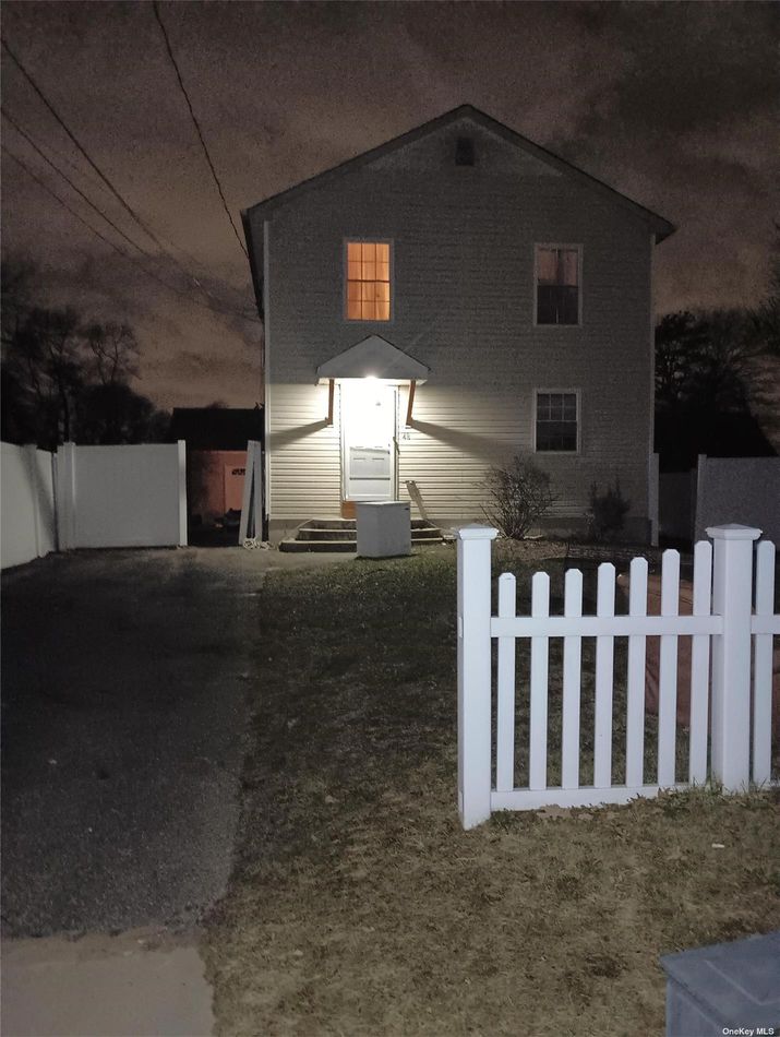 Image 1 of 1 for 48 S S 22nd Street in Long Island, Wyandanch, NY, 11798