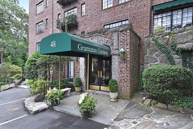 48 Sagamore Road #32