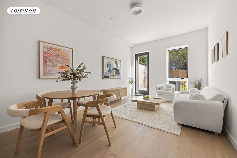 48 Stanhope Street #1R