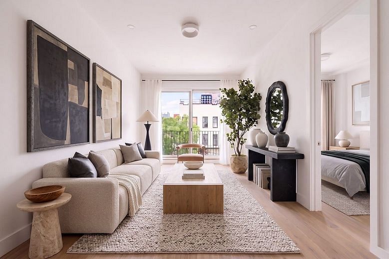 48 Stanhope Street #2F