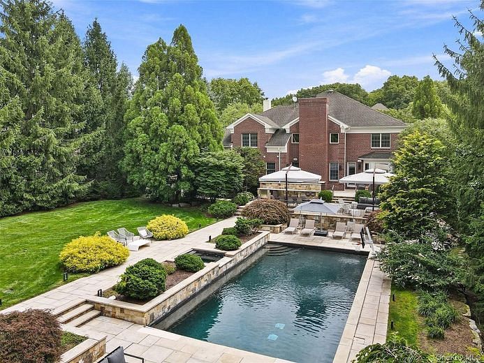 48 Stonewall Circle