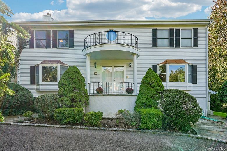 48 Westchester View Lane